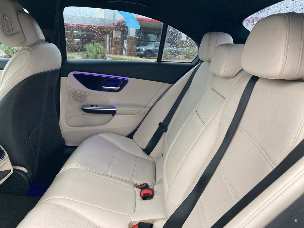 Used 2024 Mercedes-Benz C 300 Sedan image 8
