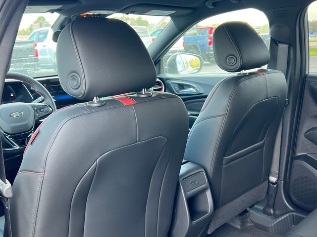 New 2026 Chevrolet Trax RS w/ Driver Confidence Package FWD image 32
