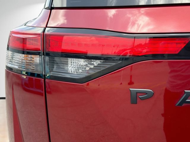 Used 2023 Nissan Pathfinder Rock Creek AWD/4WD image 10