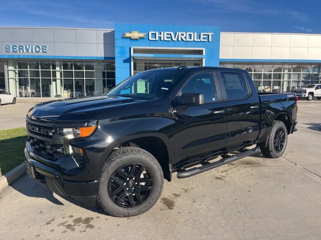 New 2026 Chevrolet Silverado 1500 Custom w/ Turbomax Blackout Package AWD/4WD image 2