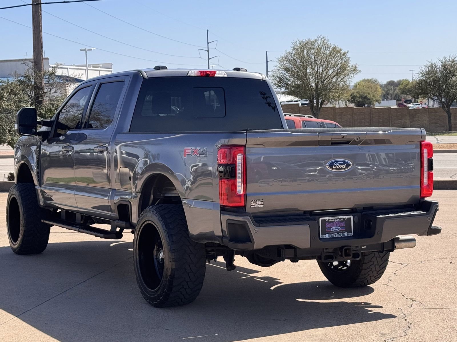 Used 2024 Ford F250 Lariat w/ Lariat Ultimate Package image 6