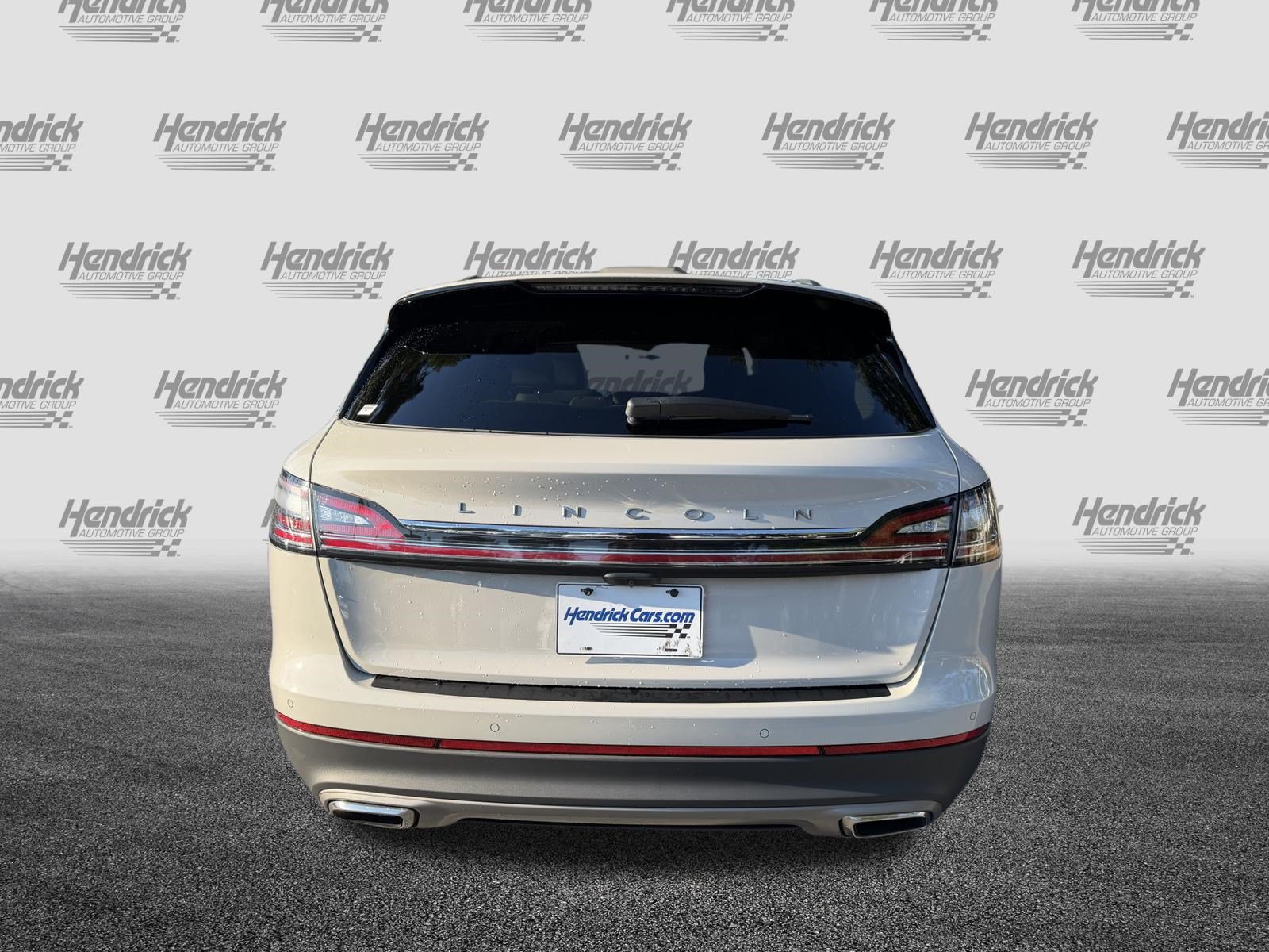 Used 2023 Lincoln Nautilus Reserve FWD image 8