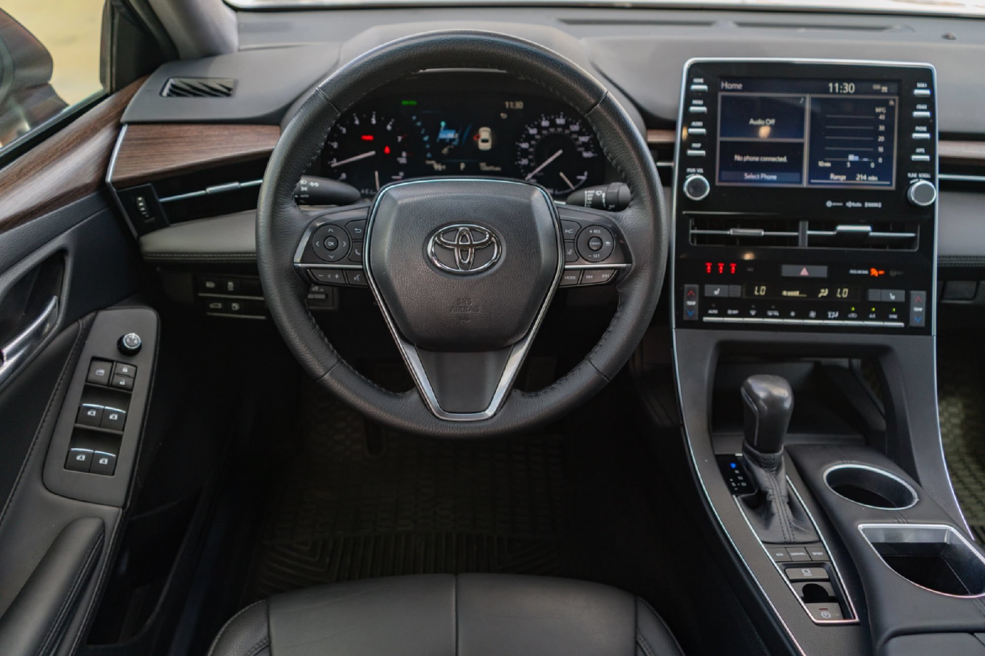 Used 2021 Toyota Avalon XLE FWD image 22