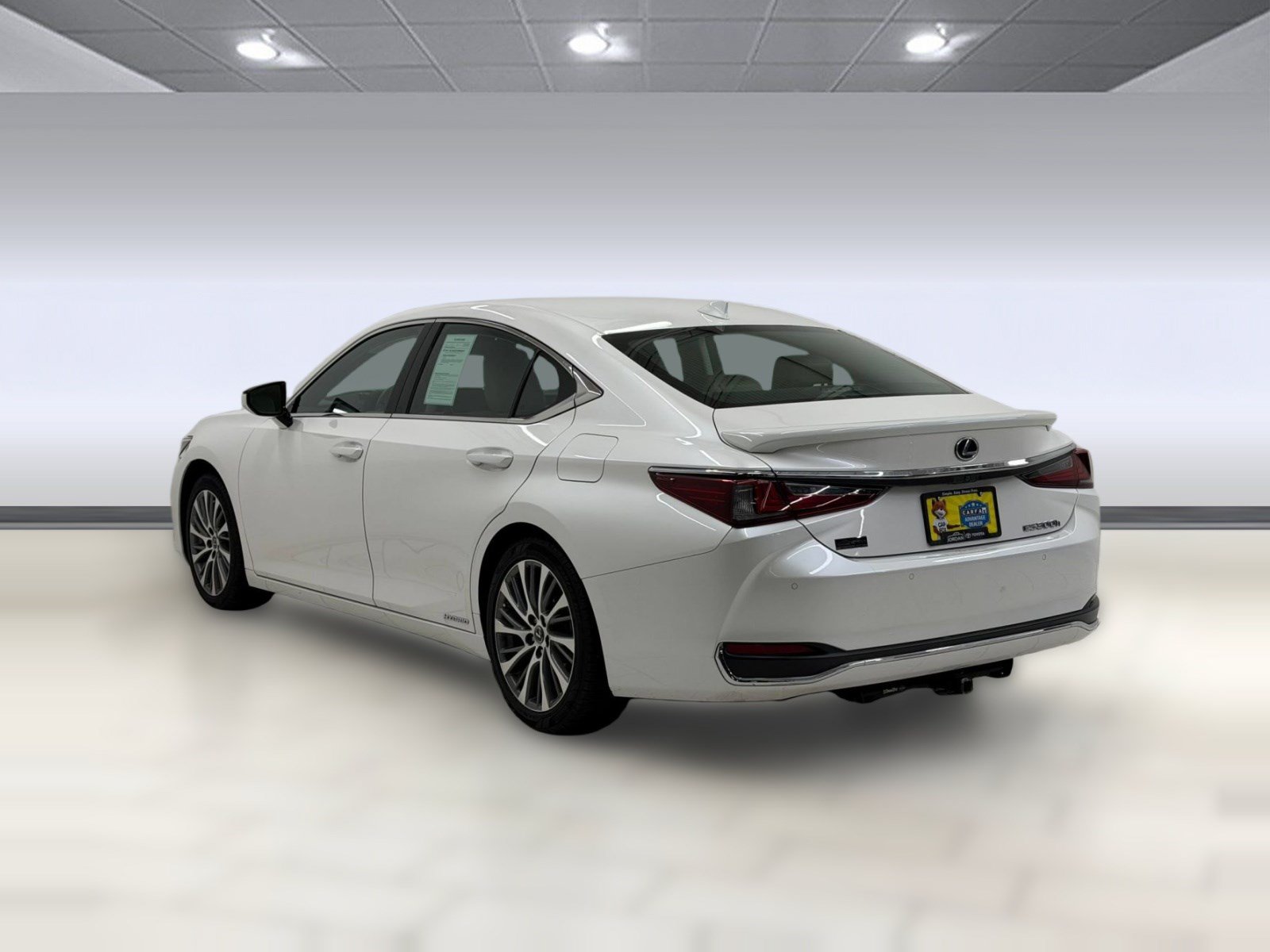 Used 2021 Lexus ES 300h w/ Premium Package FWD image 2