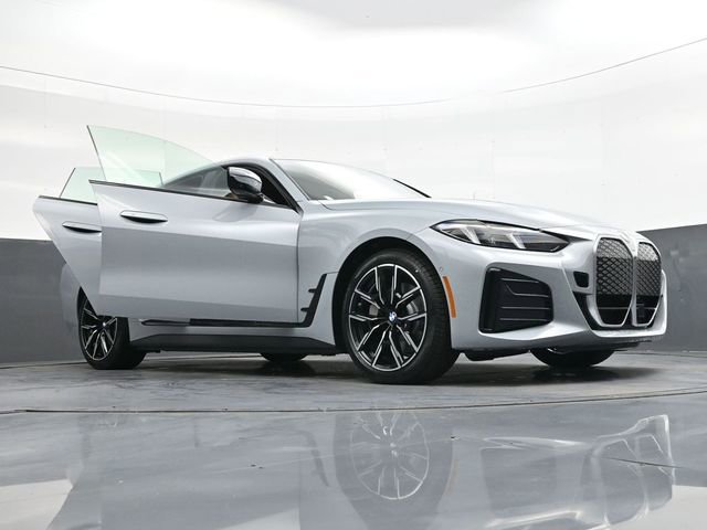 New 2026 BMW i4 xDrive40i w/ M Sport Package AWD/4WD image 43