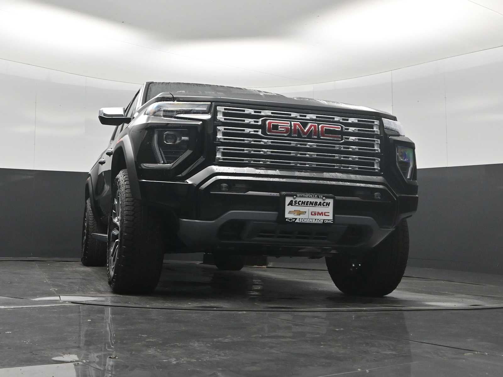 New 2026 GMC Canyon Denali AWD/4WD image 19
