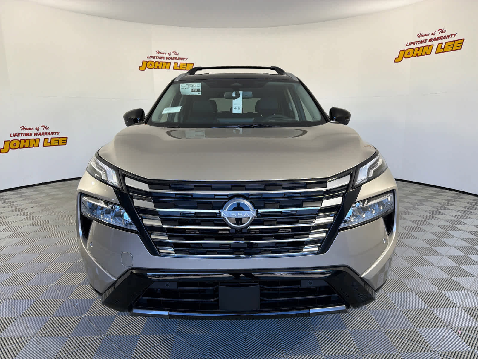 New 2026 Nissan Rogue Platinum image 8