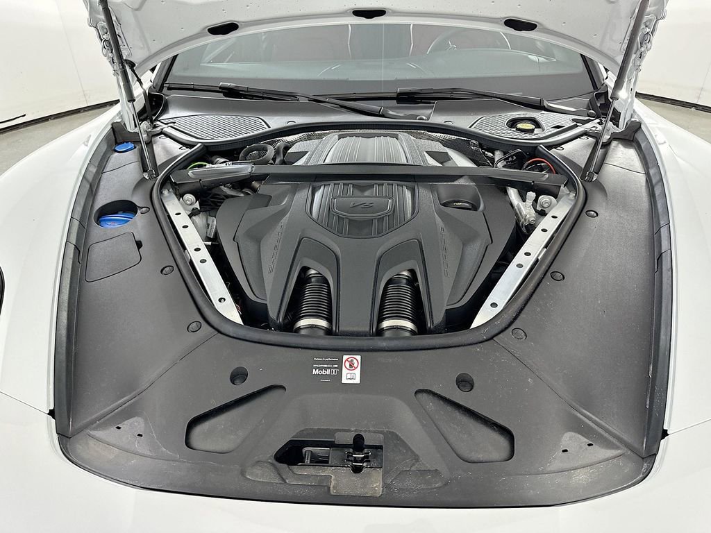New 2025 Porsche Panamera image 32