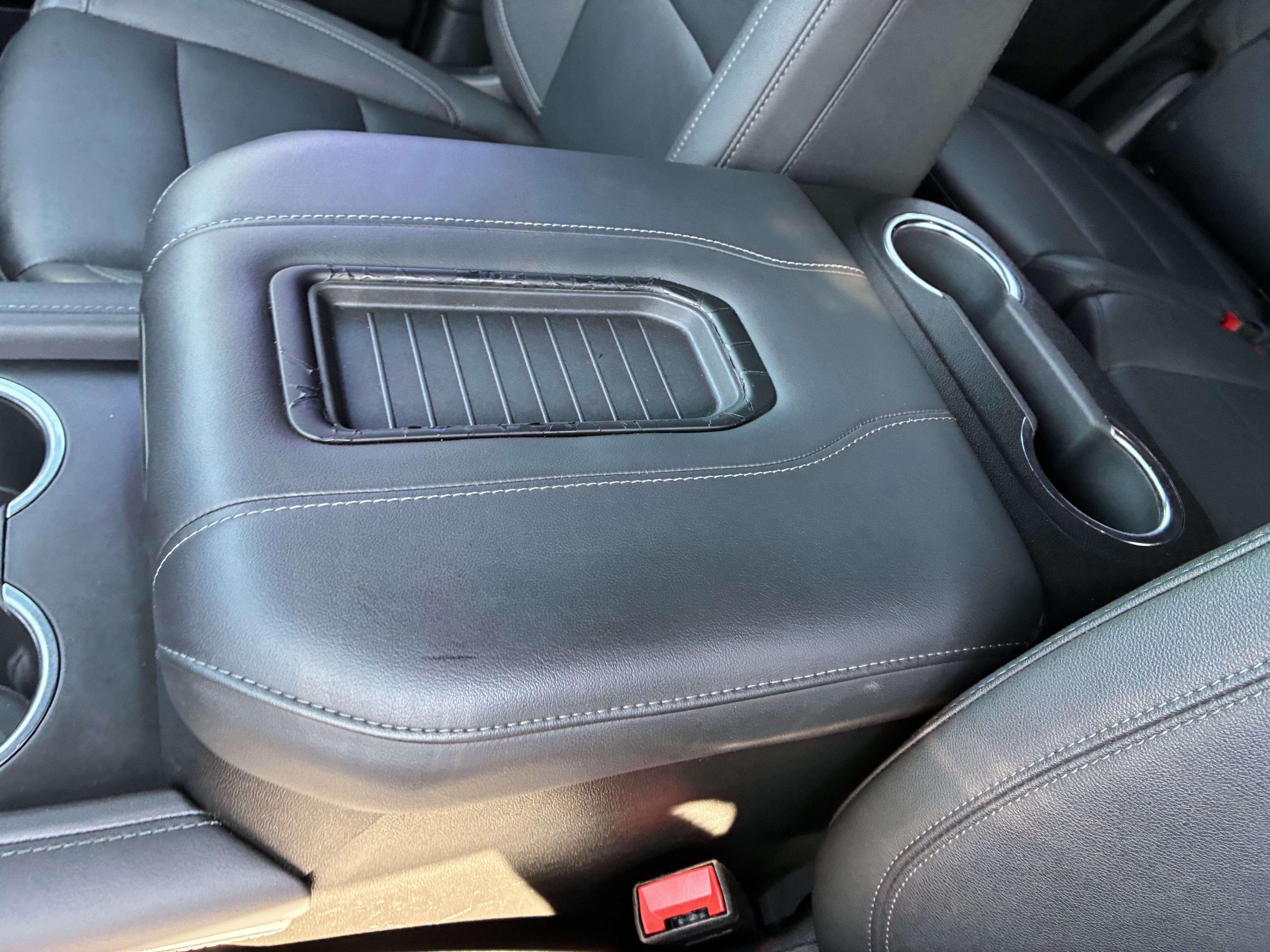 Used 2024 Chevrolet Tahoe LT w/ Luxury Package RWD image 35
