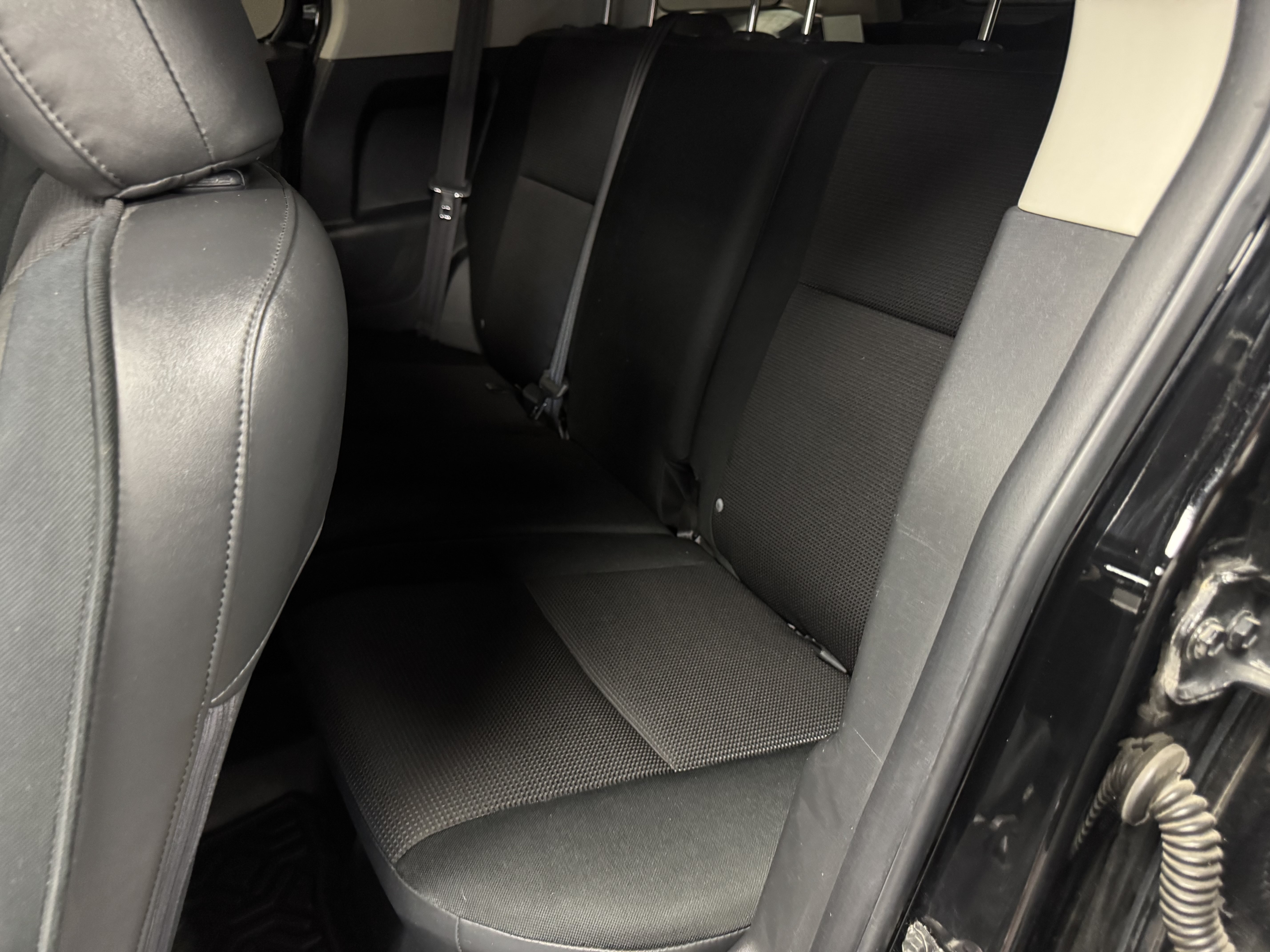 Used 2009 Toyota FJ Cruiser 4WD image 12