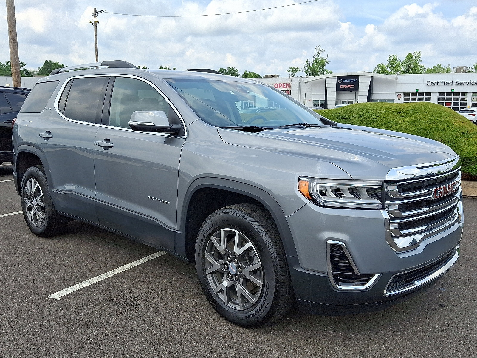 Certified 2023 GMC Acadia SLE w/ Driver Convenience Package