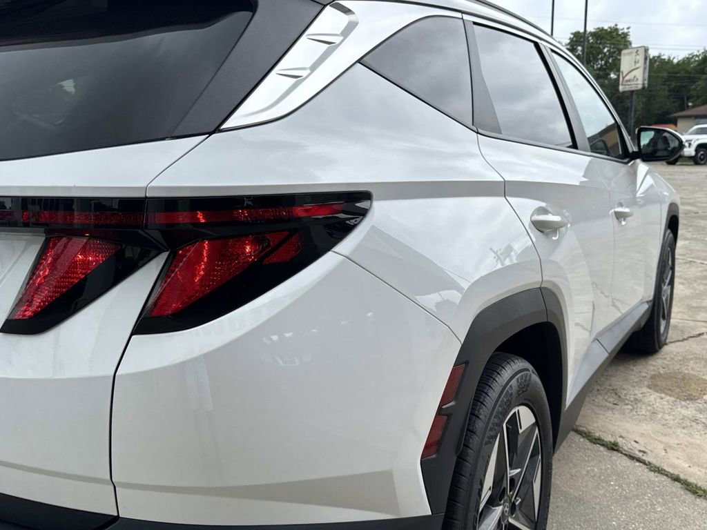 Used 2025 Hyundai Tucson SEL FWD image 14