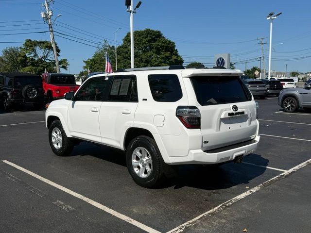 Used 2020 Toyota 4Runner SR5 Premium w/ Moonroof Package AWD/4WD image 5
