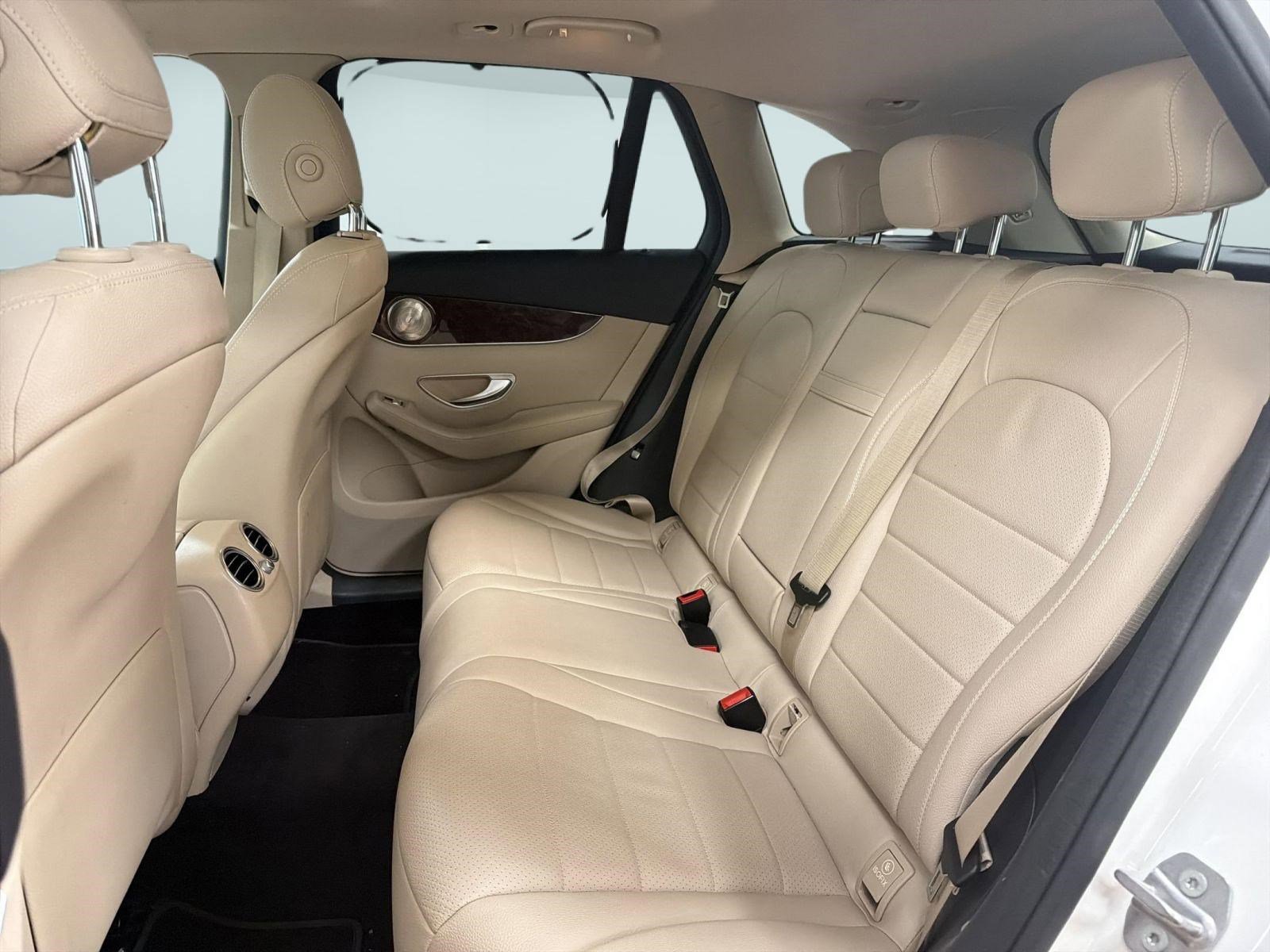 Used 2017 Mercedes-Benz GLC 300 4MATIC image 15