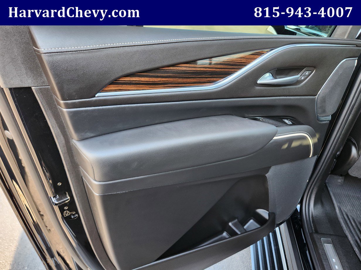 Used 2024 Cadillac Escalade ESV Premium Luxury w/ Performance Package image 39