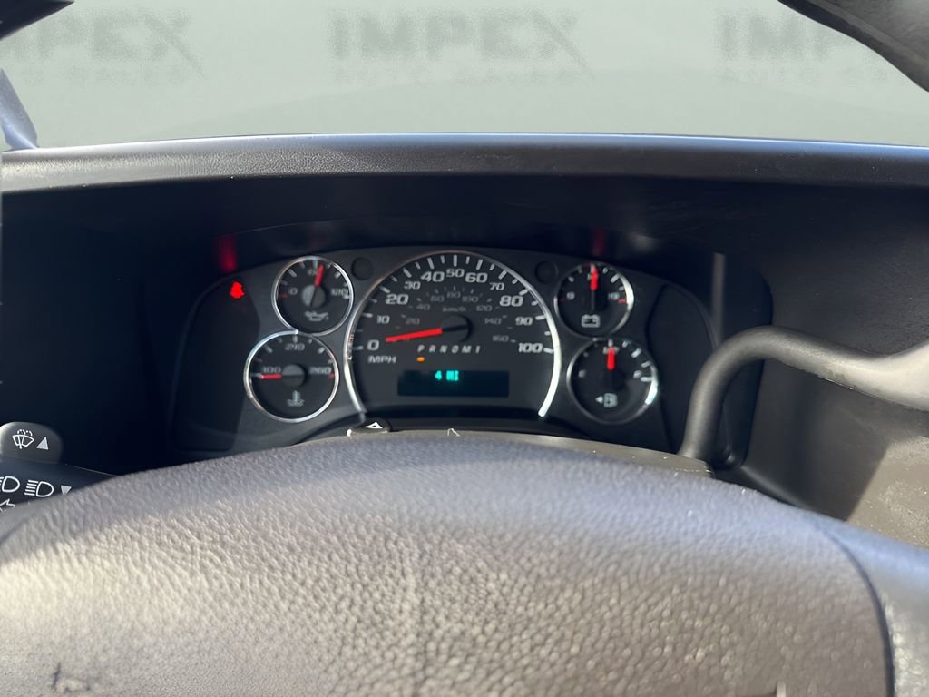 Used 2023 Chevrolet Express 2500 Work Van w/ Driver Convenience Package image 16