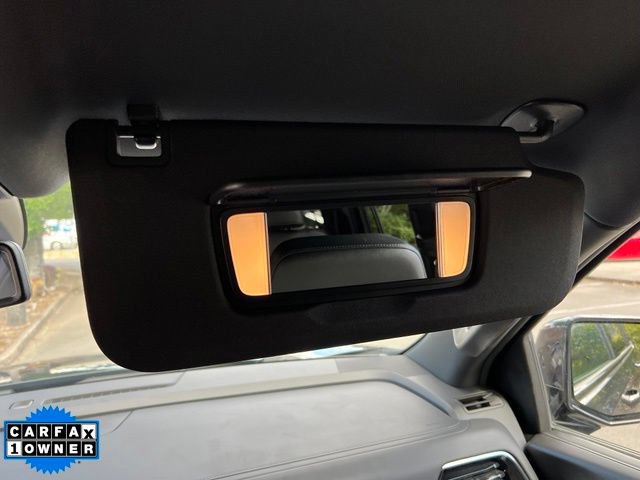 Used 2025 Chevrolet Suburban Z71 AWD/4WD image 31