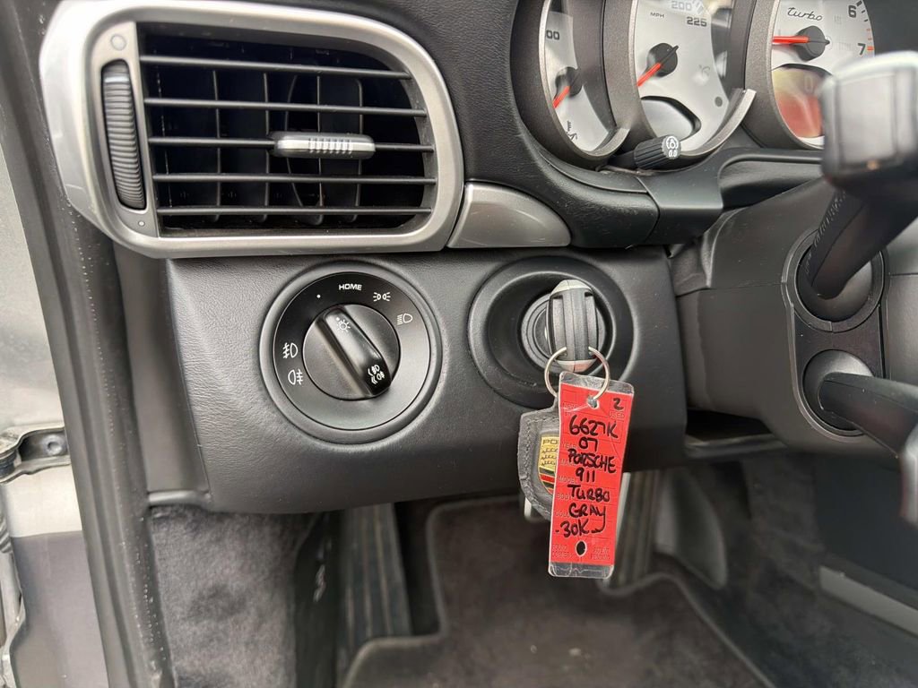 Used 2007 Porsche 911 Turbo image 21