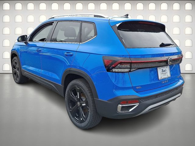 Used 2025 Volkswagen Taos SEL w/ Black Wheel Plus Package AWD/4WD image 6
