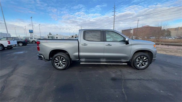Used 2023 Chevrolet Silverado 1500 LT image 9