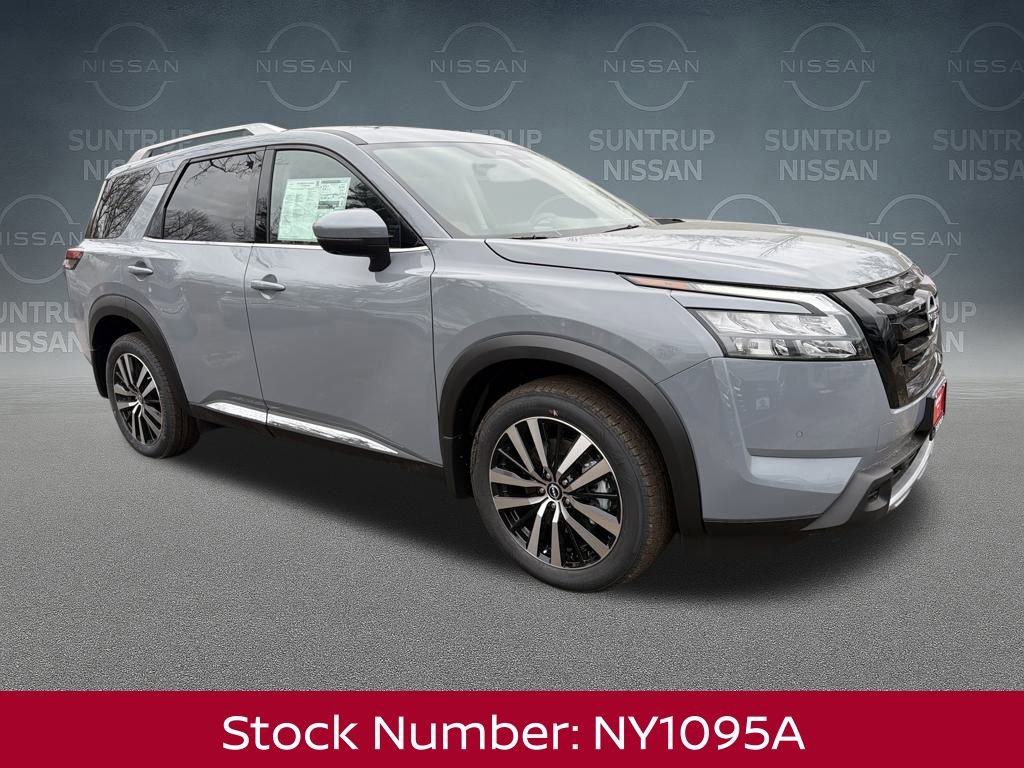 New 2025 Nissan Pathfinder Platinum w/ Black Appearance Package image 9