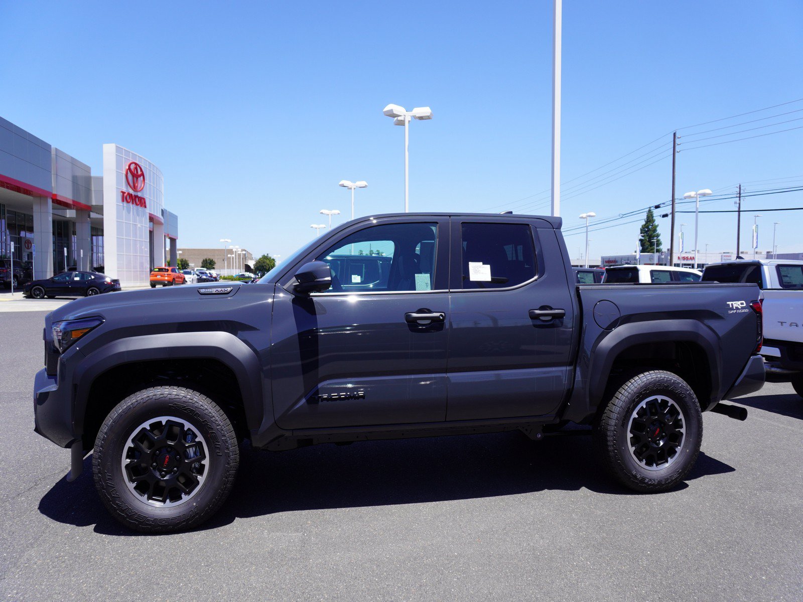 New 2026 Toyota Tacoma TRD Off-Road w/ TRD Off Road Premium Package AWD/4WD image 5