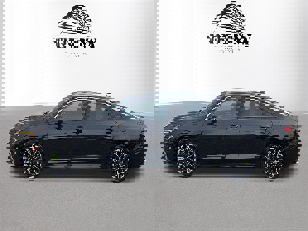 Used 2025 Kia K5 GT image 7