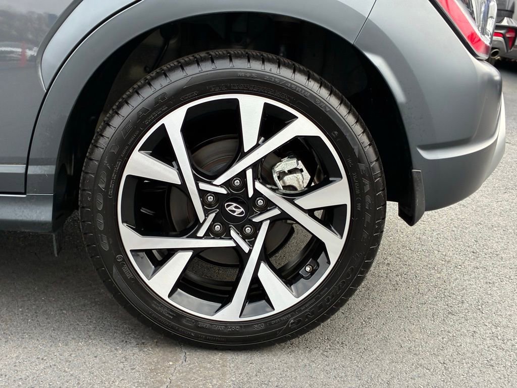 Used 2023 Hyundai Kona Limited image 52