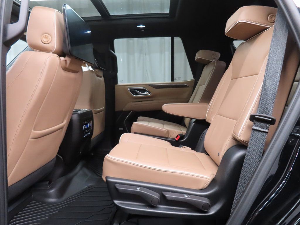 Used 2023 Chevrolet Tahoe Premier w/ Advanced Technology Package AWD/4WD image 10