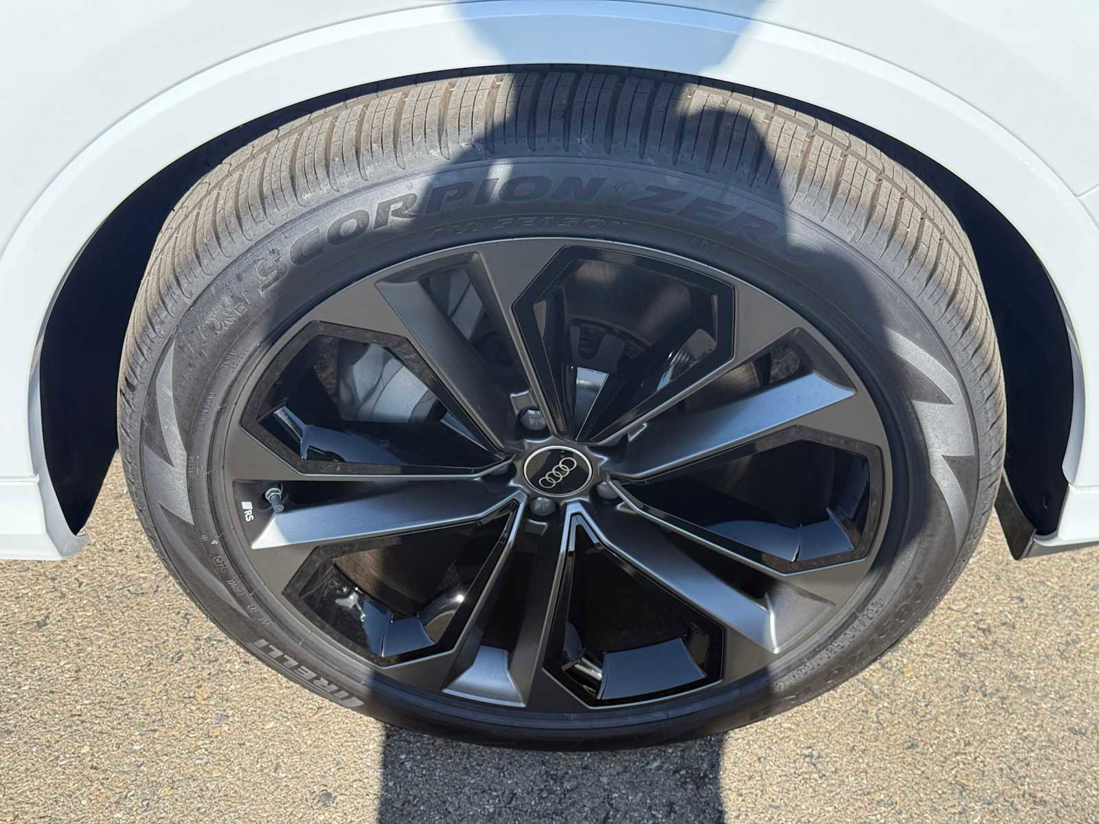 New 2025 Audi Q7 3.0T Prestige image 9