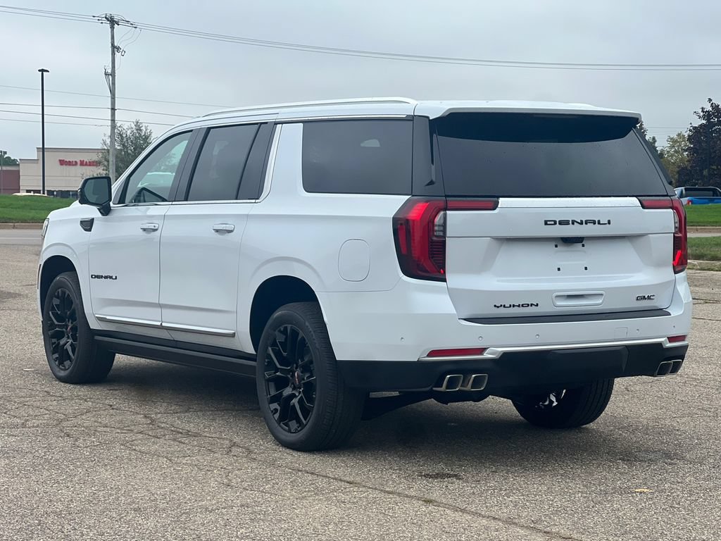 New 2026 GMC Yukon XL Denali w/ Denali Reserve Package AWD/4WD image 9