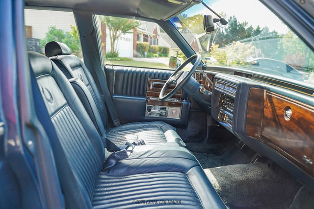 Used 1989 Cadillac Brougham RWD image 18