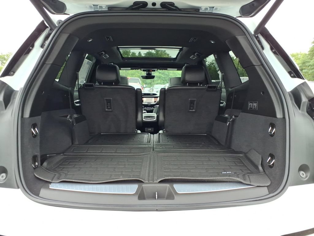 Used 2024 Cadillac XT6 Sport w/ Technology Package AWD/4WD image 20