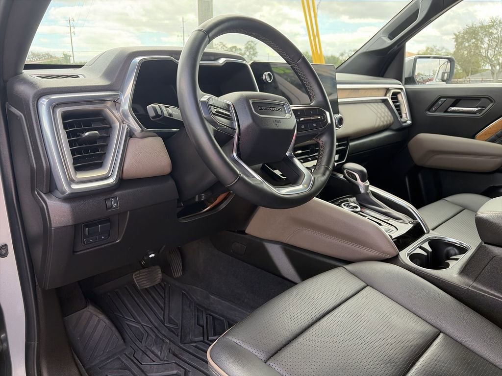 Certified 2024 GMC Canyon Denali image 17
