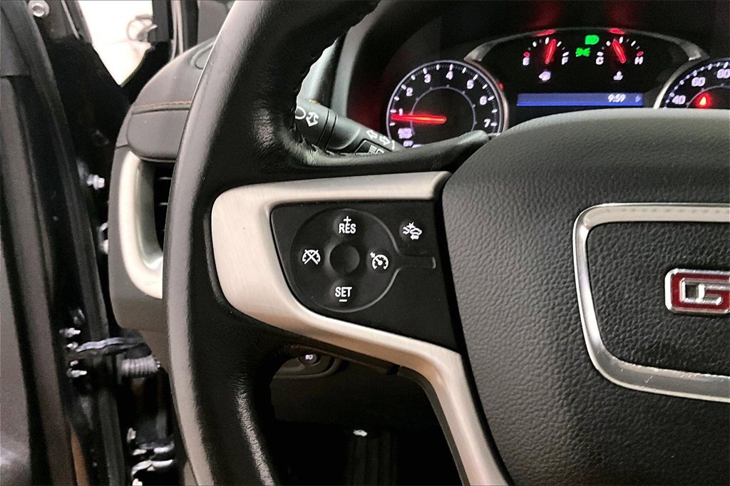 Used 2020 GMC Terrain SLT image 11