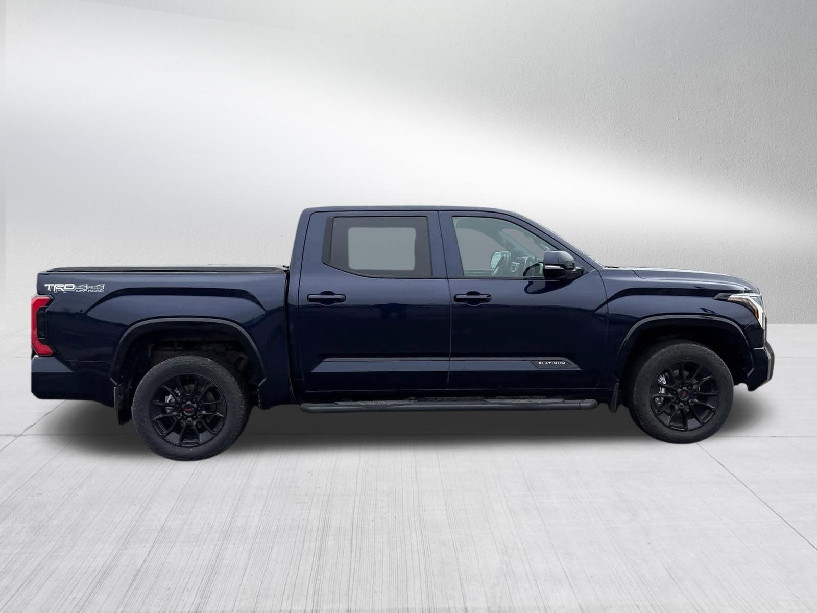 Used 2024 Toyota Tundra Platinum w/ TRD Off-Road Package AWD/4WD image 11