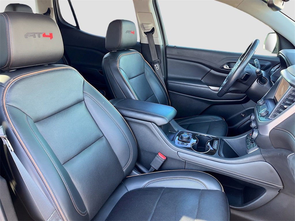 Used 2022 GMC Acadia AT4 w/ Technology Package image 31