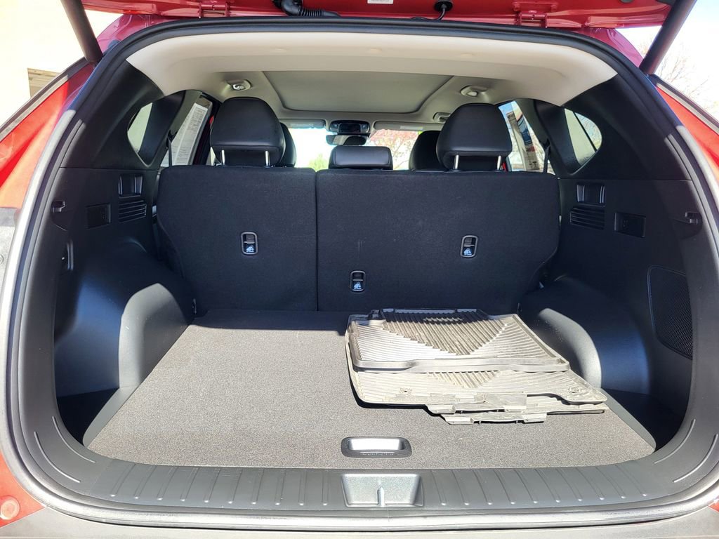 Used 2025 Hyundai Tucson Limited image 34