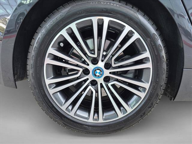 Used 2019 BMW 530e xDrive AWD/4WD image 24
