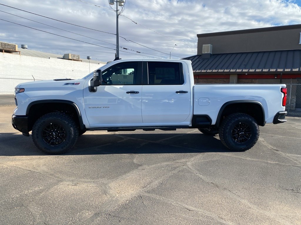New 2026 Chevrolet Silverado 2500 ZR2 image 3
