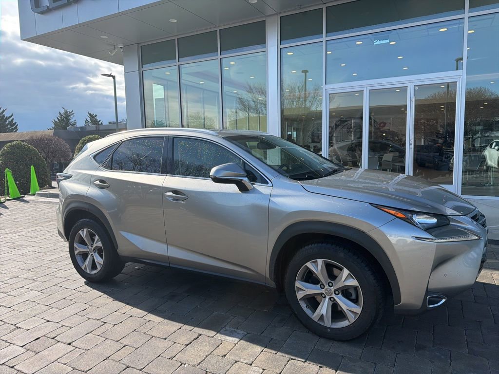 Used 2017 Lexus NX 200t FWD w/ Premium Package image 6