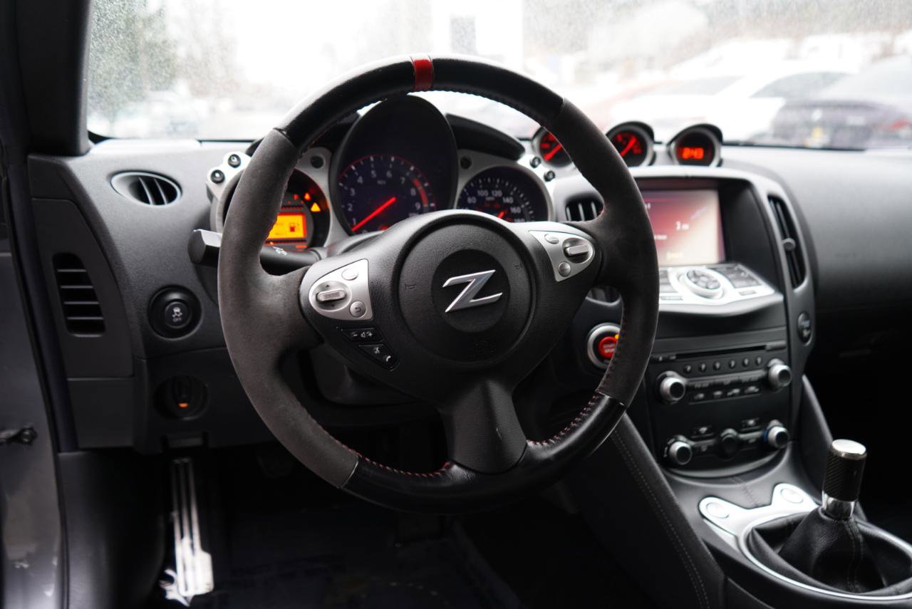 Used 2016 Nissan 370Z Coupe image 24