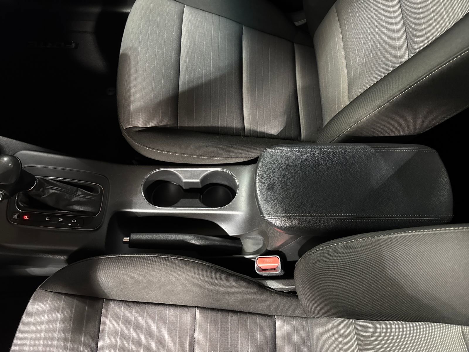 Used 2016 Kia Forte EX image 21