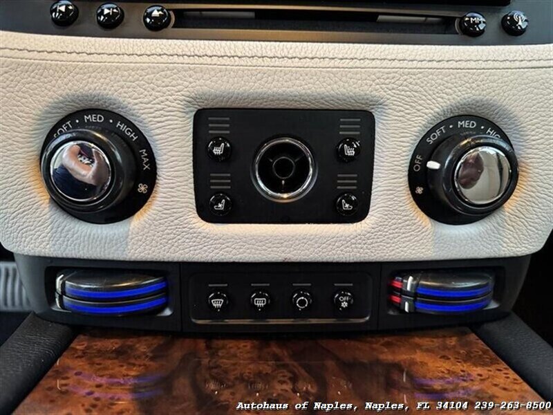 Used 2010 Rolls-Royce Ghost RWD image 35