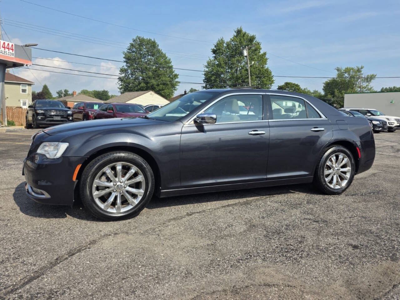 Used 2016 Chrysler 300 C AWD/4WD image 2
