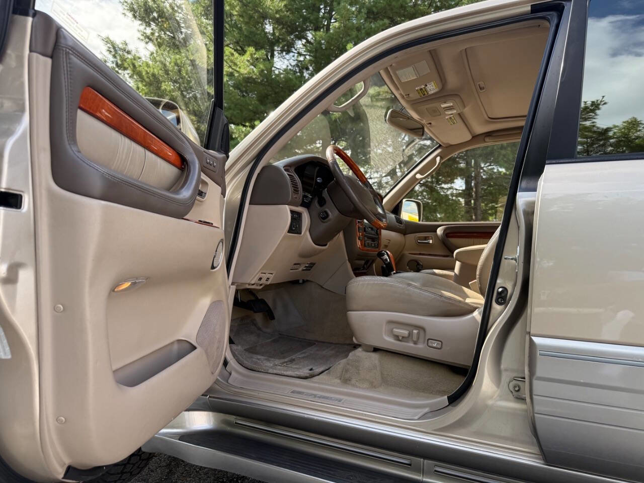 Used 2001 Lexus LX 470 4WD image 42