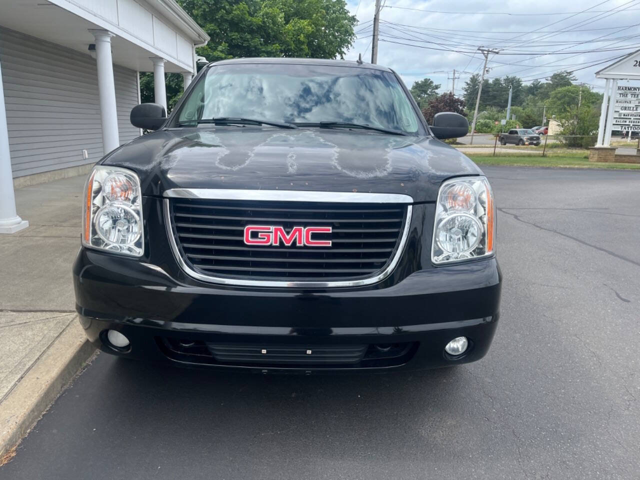 Used 2008 GMC Yukon SLT AWD/4WD image 2