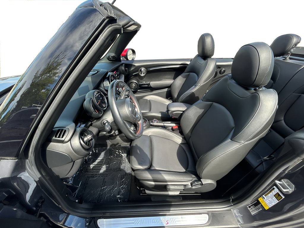 Used 2019 MINI Cooper S w/ Premium Package FWD image 13