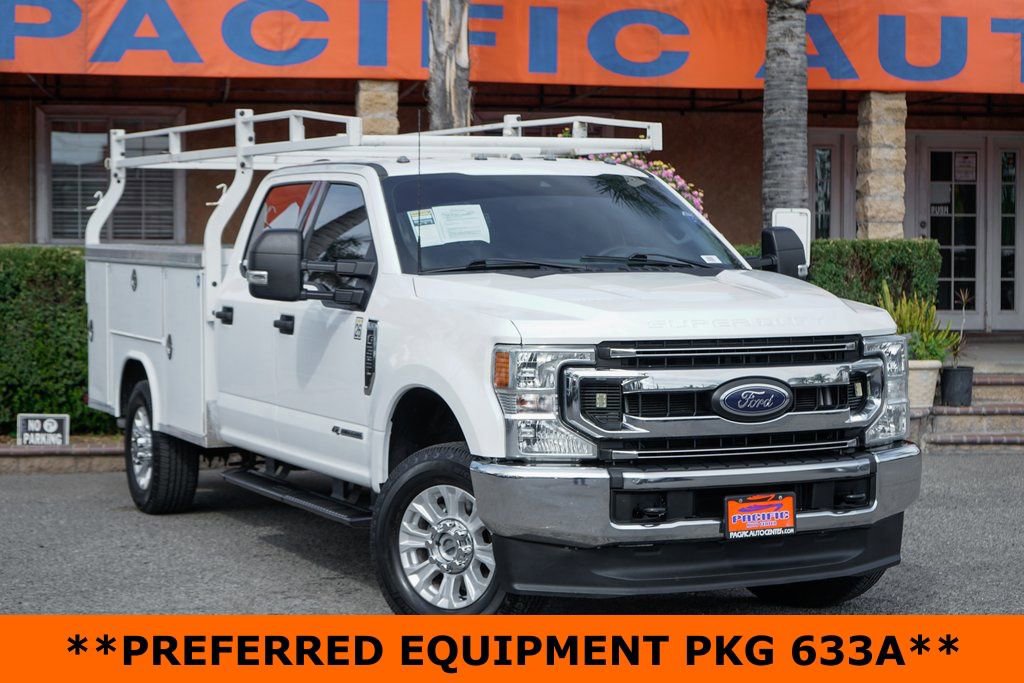 Used 2022 Ford F350 XLT image 2