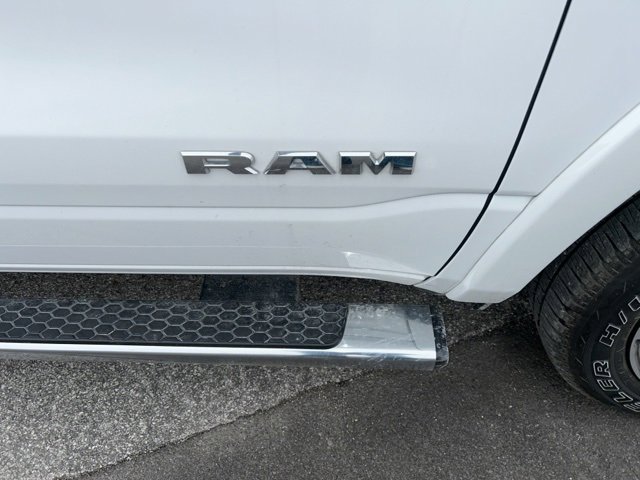 Used 2025 RAM 1500 Laramie w/ Sport Appearance Package image 8